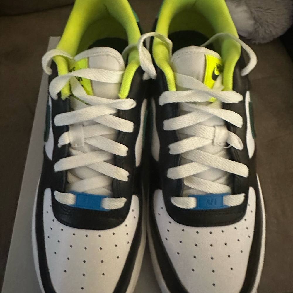 Nike Air Force